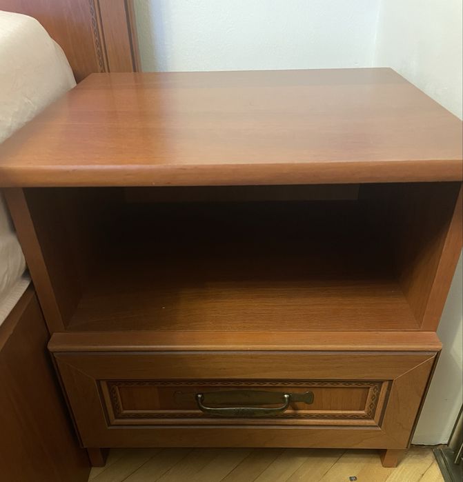 Vand pat 160x200 si noptiere