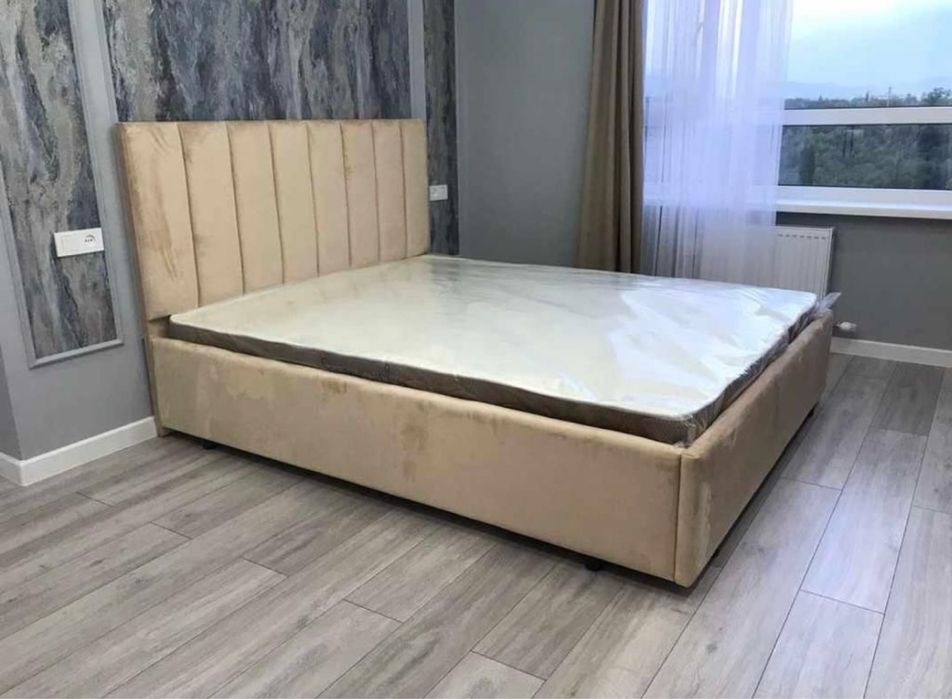 Кровать двухспальный мебель