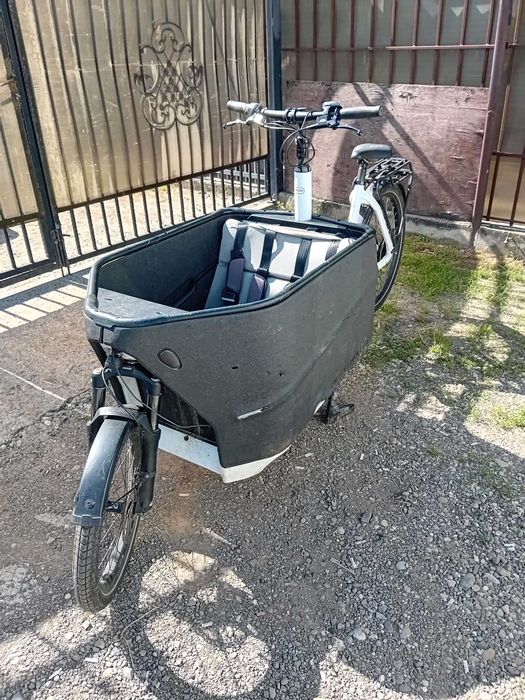 Vând bicicleta electrica
