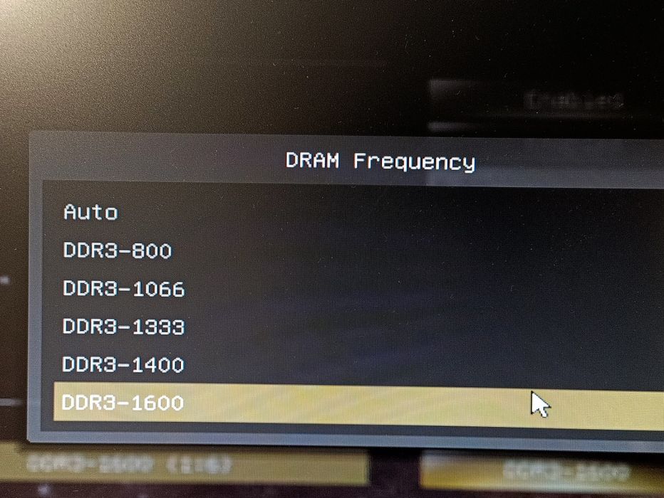 ОЗУ 8ГБ 1600mhz Adata