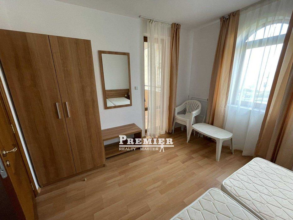 Продава се Двустаен апартамент в к.к. Слънчев бряг - 63 кв.м за 1175 €/кв.м - Снимка #3