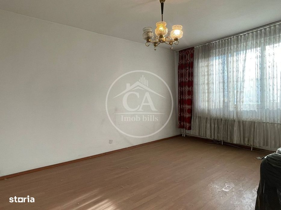 Apartament de vânzare cu 3 camere în zona Nufarul, Oradea — fotografia 1