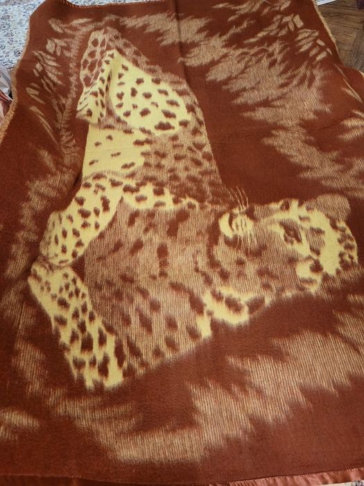 Одеяло. Плед. Шерсть. Новое. Корпе