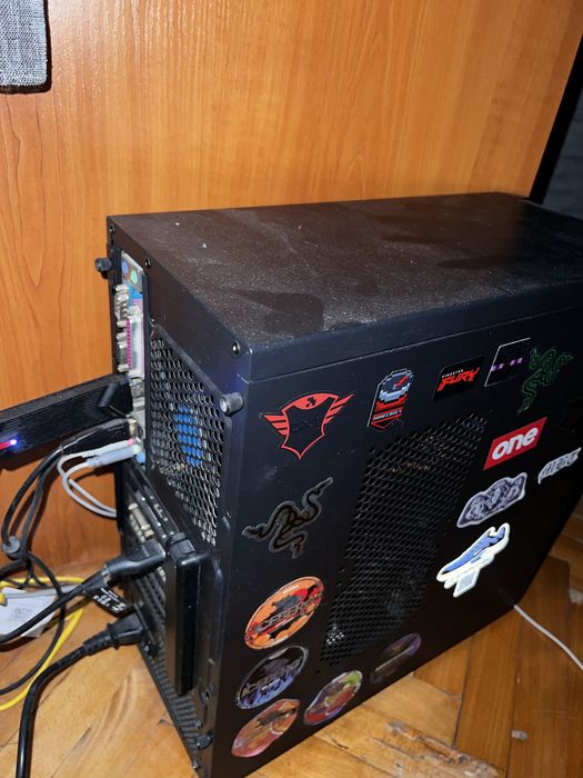 Гейминг компютър (цената се коментира на лично)