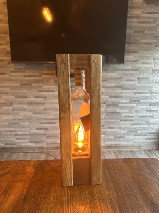 Ръчно изработена декоративна лампа