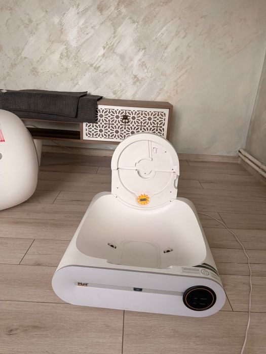 Litiera automata pentru pisici