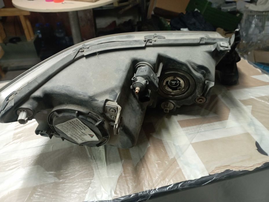 Ляв фар за Honda Legend 2005