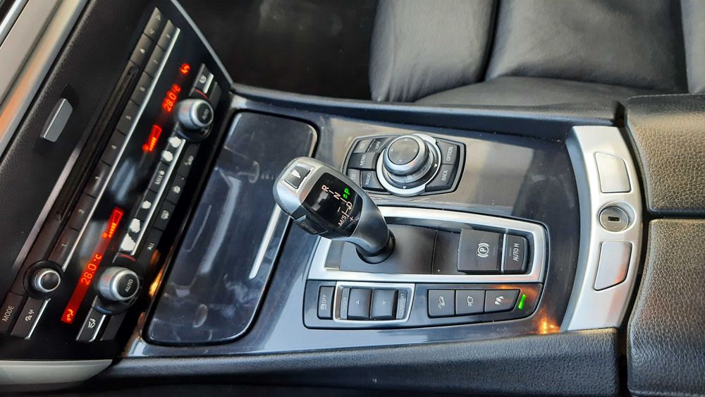 Dezmembrez bmw seria 5 gt f07 535 x-drive/bara fata gt/haion gt/n57d30