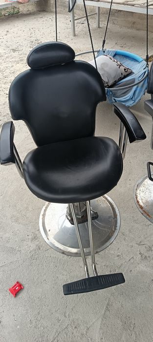 Стулья для парехмакерски