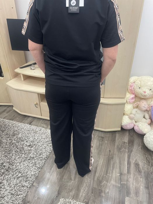 Compleu Guess de femei