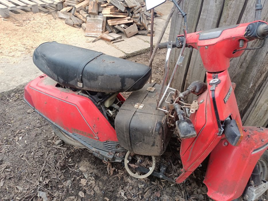 Продам скутер не на ходу