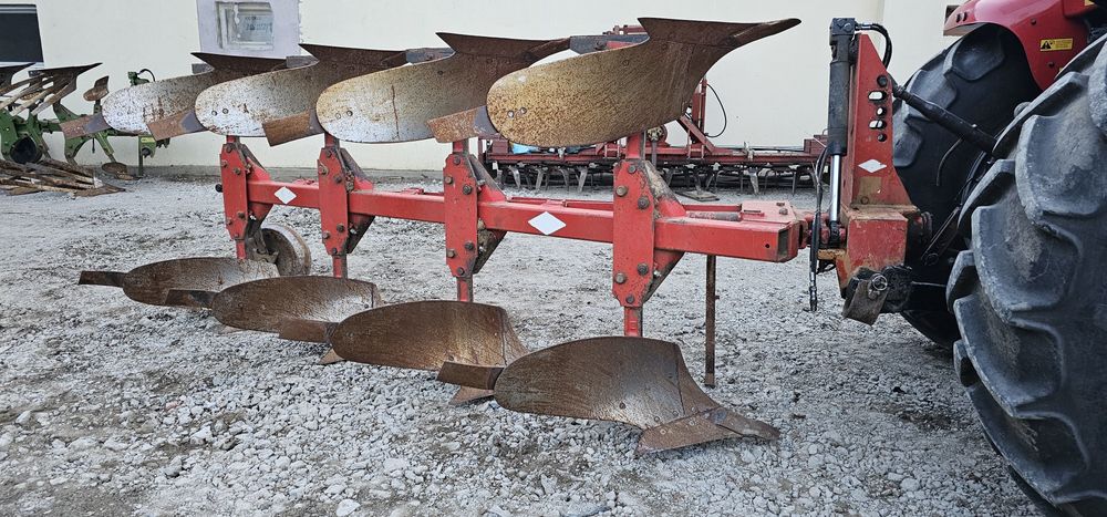 Plug huard 4 brazde model inalt 
Stare buna 
Adus recent din Germania