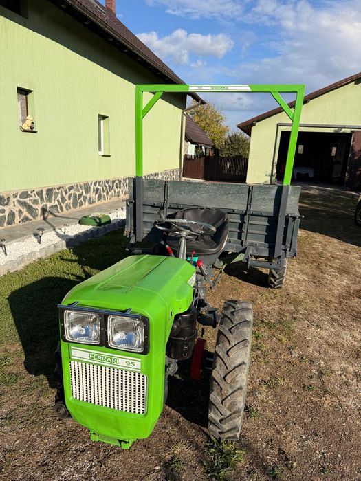 Vând tractoraș Ferrari 4x4