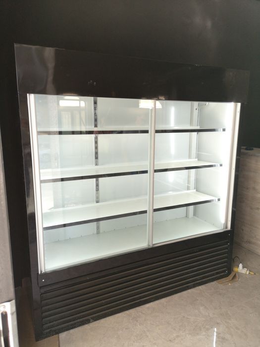 Витринный Холодильный Шкаф