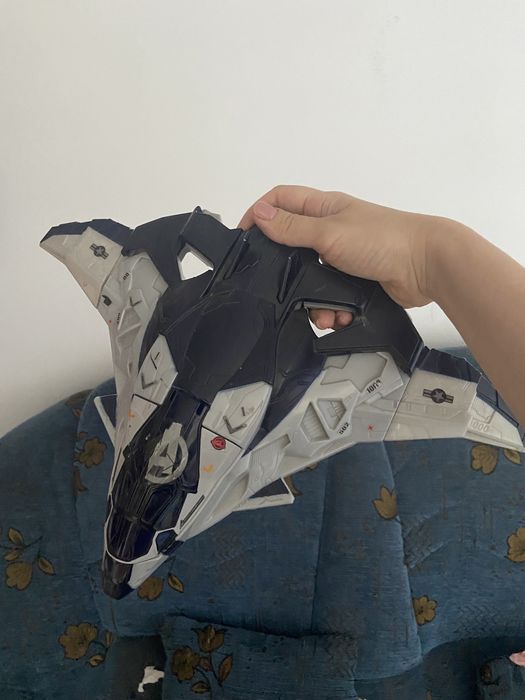 Капитан Америка на самолете