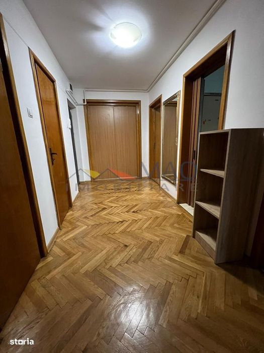 Cornisa - Vanzare ap. 4 camere - Str. Constantin Romanu Vivu