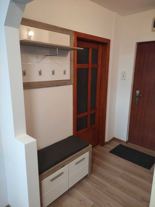 Închiriez apartament, zona Mărăști