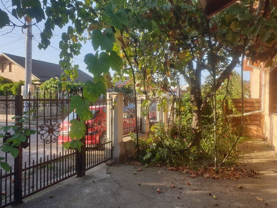 Proprietate de vânzare