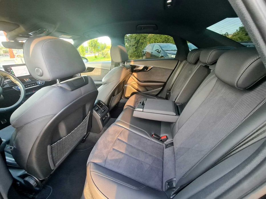 Audi A4 Limuzina 35 TFSI S tronic MHEV S-Line - 27.000km - 8700euro predare leasing - Revizie facuta