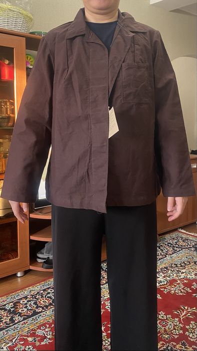 продаю б/у верхнюю одежду