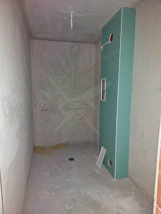 Продава се Тристаен апартамент в Пловдив, Коматевски възел - 103 кв.м за 1413 €/кв.м - Снимка #1