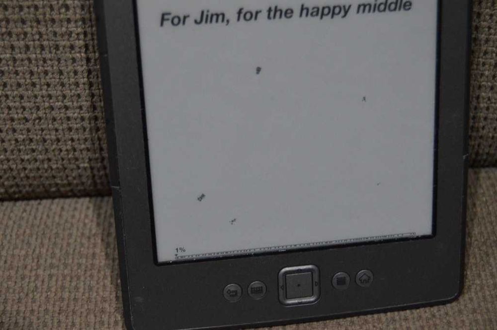 E-Reader Amazon Kindle 4 Model D01100 – 150 carti - citeste anuntul