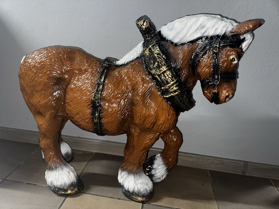 Decoratiune cal pentru exterior
