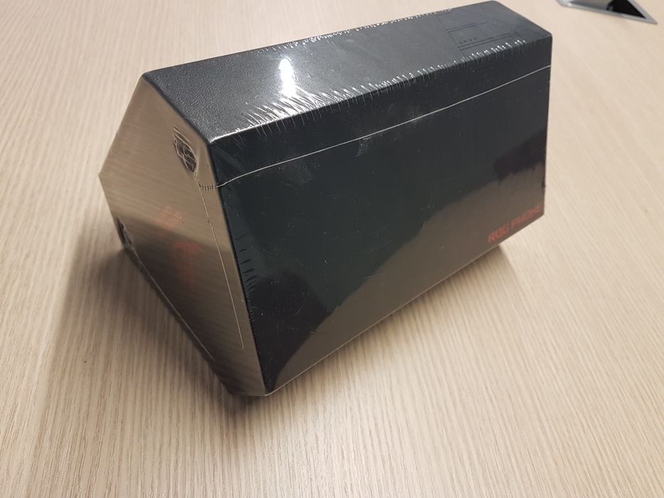 Telefon ASUS ROG Z01QD Gaming (NOU)
