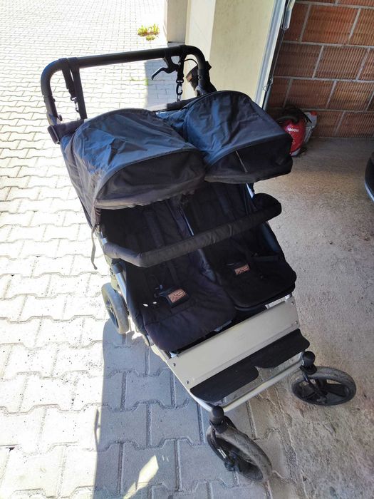 Mountain Buggy Duet детска количка
