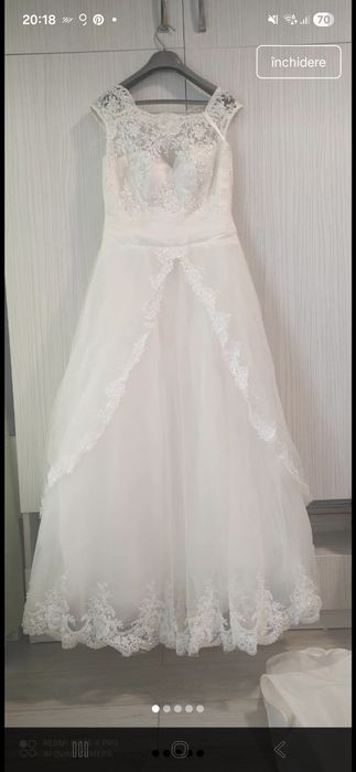 Rochie de mireasa în stare foarte bună, spălată si igienizat potrivită pentru o fata mărimea M, înălțime 158 cm cu tocuri   sau 165 fara