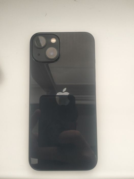 Айфон 13 сатылады