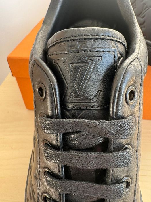 Adidași Louis vuitton