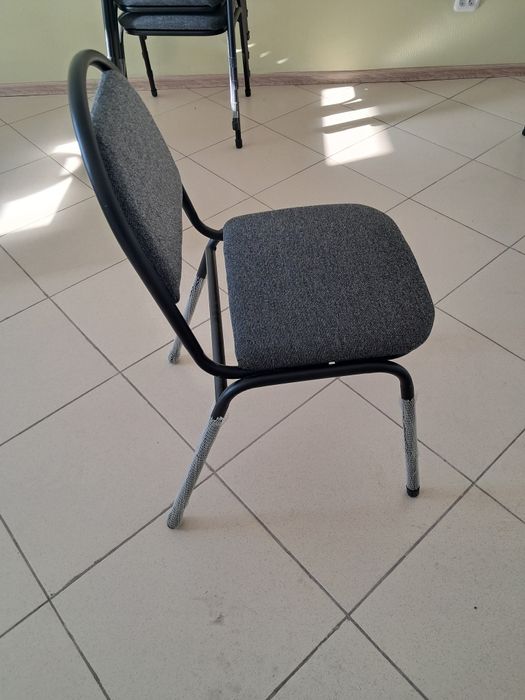 Продам стуля      .