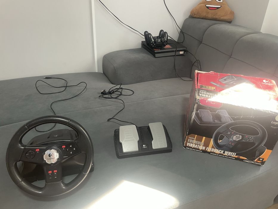 Волан с педали Logitech formula