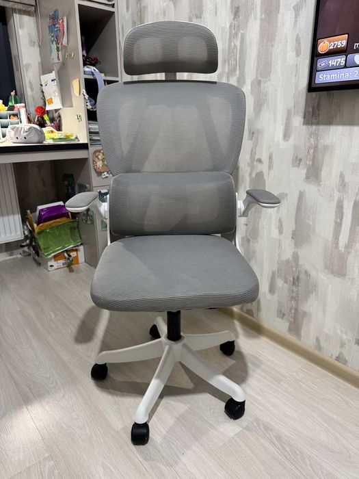 Продам компьютерное-офисное кресло