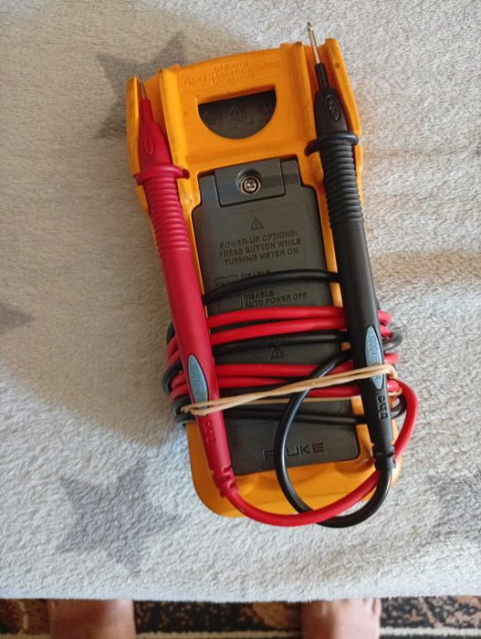 Aparat de masura FLUKE 113