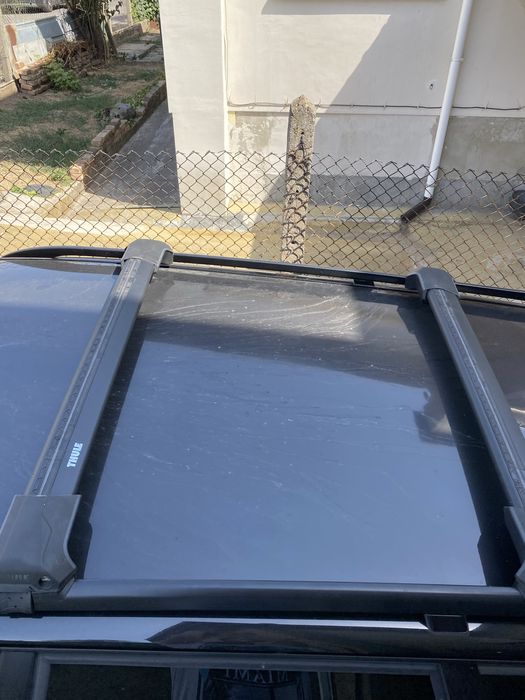 Продавам напречни греди THULE