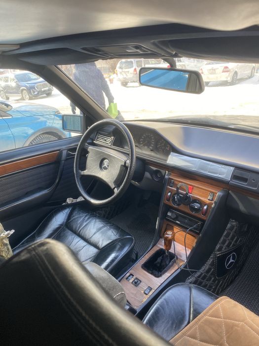 Мерседес w124 e300