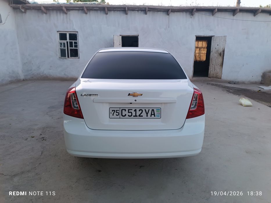 Jentra 2022 Lasetti surocha sotiladi