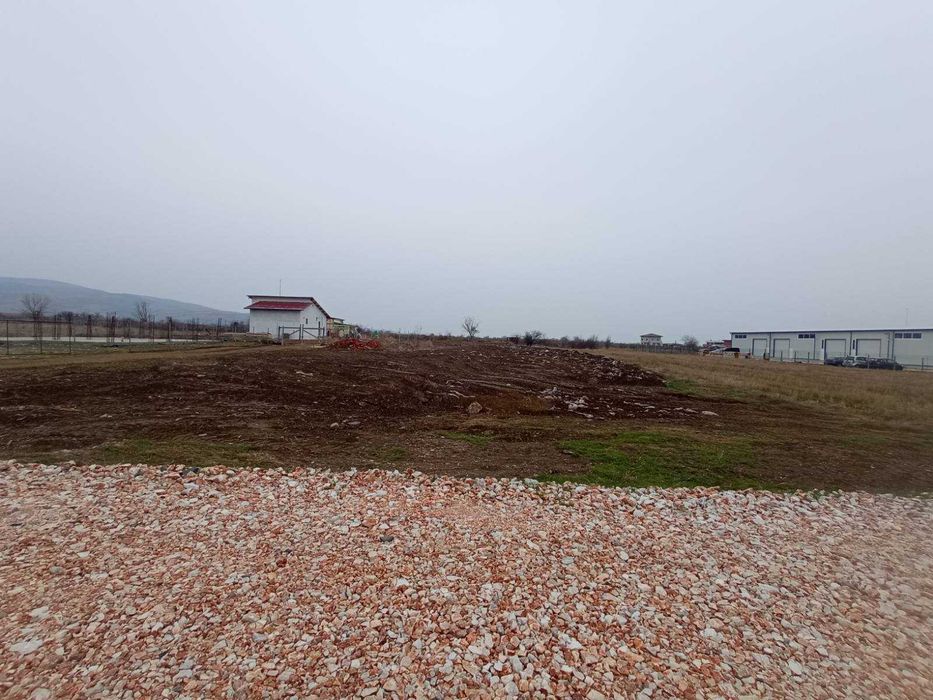 Продава се Парцел в с. Първенец, Област Пловдив - 1748 кв.м за 26 €/кв.м - Снимка #4