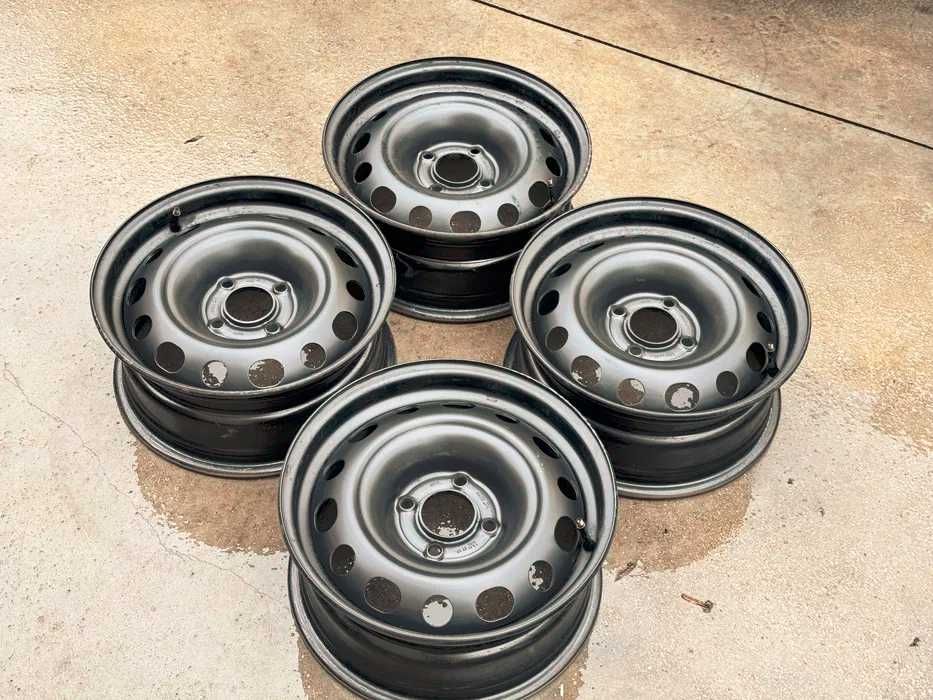 Като Нови 4 броя железни джанти Peugeot Citroen 6.5J 15 4 108 ET27