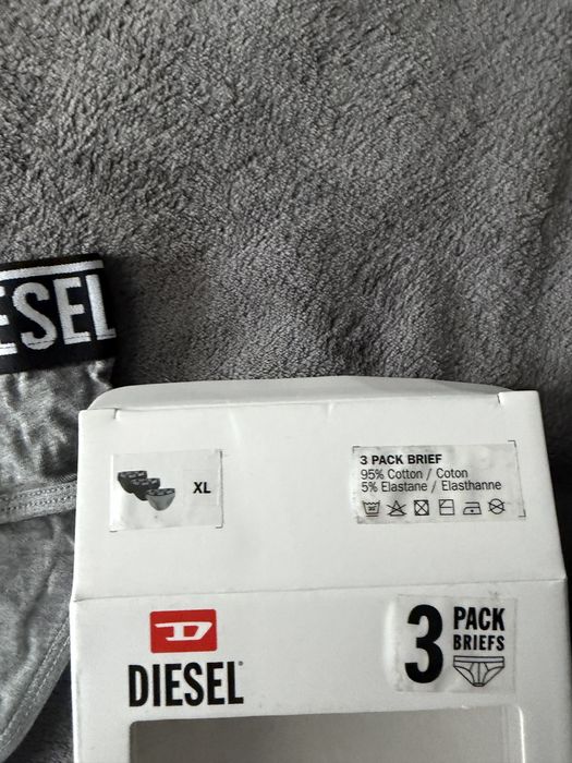 Diesel Umbr set 3 chiloti negru-gri-bleumarin marimea XL noi originali