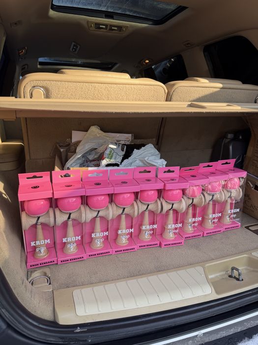 Kendama KROM POP Pink Sticky Roz LOL Clear Originala NOUA SIGILATA