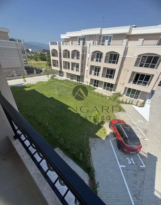 Продава се Тристаен апартамент в Пловдив, Беломорски - 121 кв.м за 1612 €/кв.м - Снимка #12