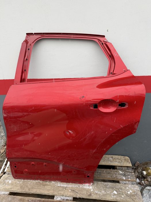 Задна лява врата Renault Captur 2024