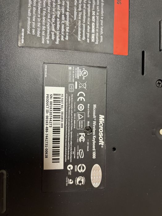 Microsoft Wireless Mesia Desktop 1000