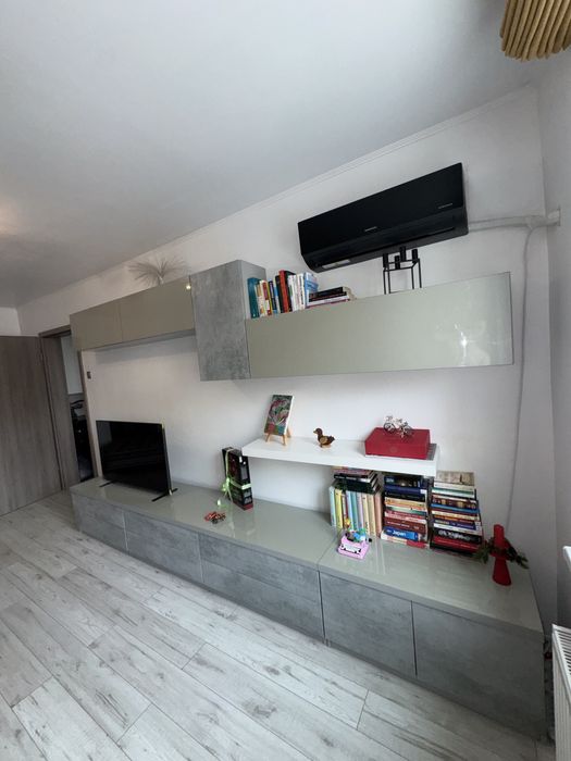 Mobilier living modern - stare excelenta