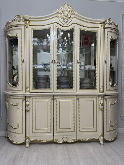 Продается буфет для посуды