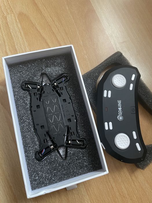 Drona mini Eachine E57 cu telecomanda si camera Hd