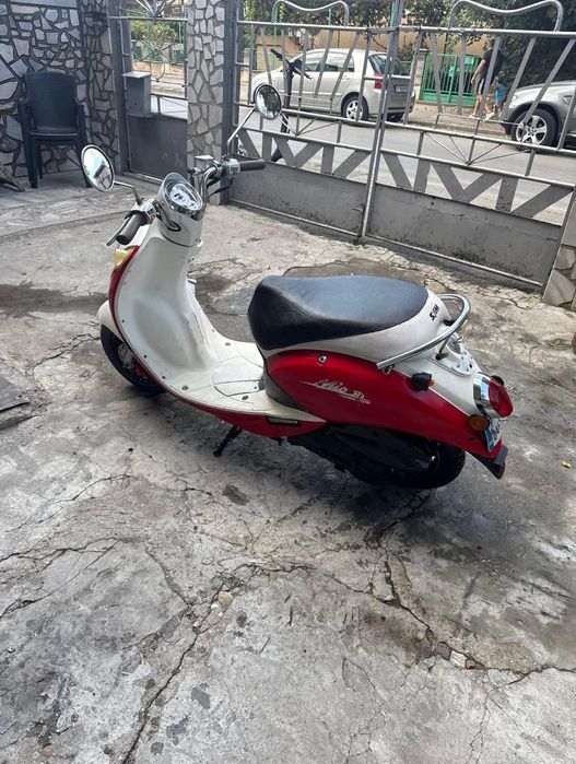 Продавам скутер мио 50